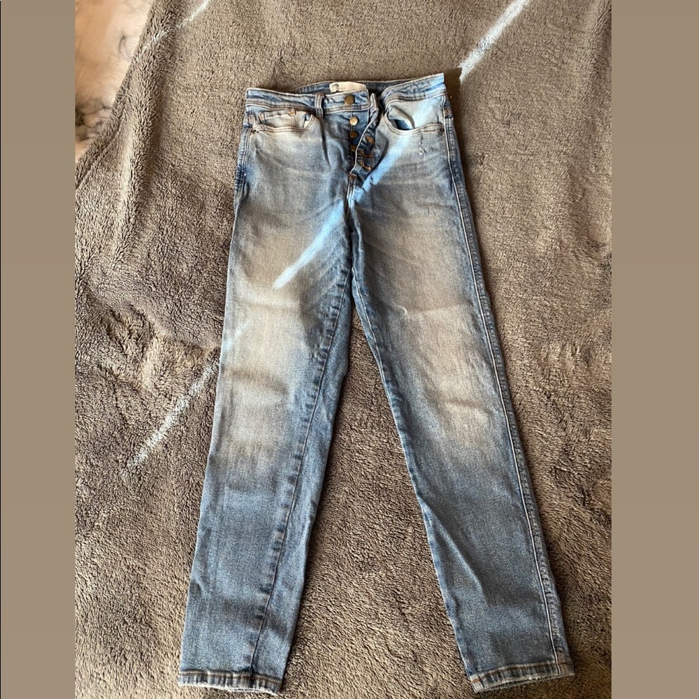 Zara high rise straight leg jeans size 4